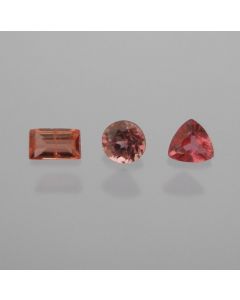 Eudialyte facetted 1.7 mm, Canada