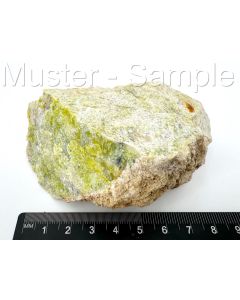 Lizardite with Magnesite; Norway; Scab