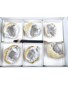 Geode; Quartz-geode-pieces; Morocco; 1 unique half size flat, unique