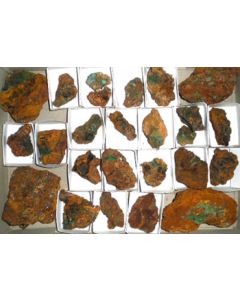 Adamin - (Cu) xx; Serpieri Mine, Kamariza, Laurion, Griechenland; MM