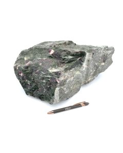 Eudialyt; Sweden, 18,1kg; very large cab, single piece