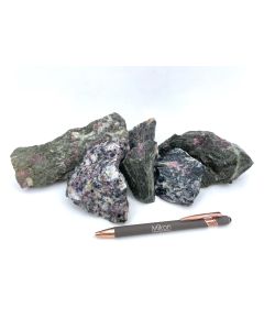 Eudialyte group, kentbrooksite, ferrokentbrooksite in matrix; Sweden; 1 kg