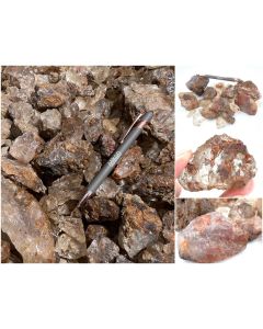 Mountain crystal; with vivid inclusions; Bolivia; 10 kg