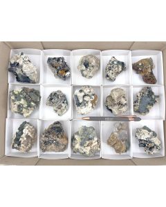 Aegirine, Zircon, Feldspar xx; on matrix, partly UVC-active; Mt. Malosa, Zomba, Malawi; 1 unique flat (340)