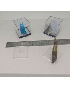 Perky Perches, black; 1,2 inch square with a beveled stem;  10 pieces.