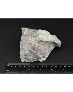 Ferro-Axinit; Silbach, Hildfeld, Deutschland; HS; Einzelstück