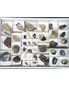 Namibia-Mix, Amethyst, Hyalite, etc. (UV-active!); Namibia; 1 flat; unique 