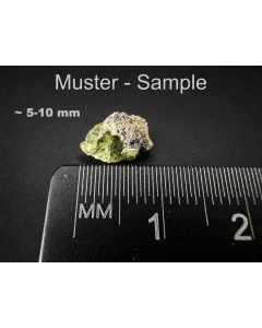 Trinitit; Trinity Site, Alamogordo, NM, USA; MM (ca. 5-10 mm)