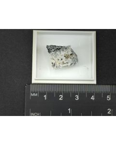 Ewaldit xx; Mt. St. Hilaire, Quebec, Kanada; MM; Einzelst&uuml;ck