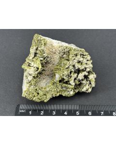 Epidot xx; Huneberg, Harz, Deutschland; NS; Einzelst&uuml;ck
