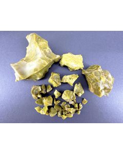 Chloropal (Nontronit); Fort Dauphin, Madagaskar; 1 Partie; Unikat