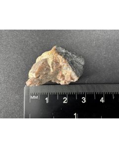Gadolinit-(Y); Knipane, Iveland, Norwegen; KS; Einzelstück