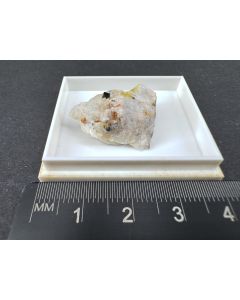 Hercynit xx; Namibwüste, Namibia; KS; Einzelstück