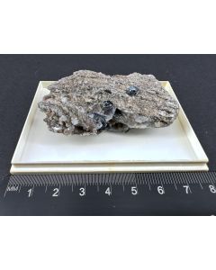 H&auml;matit, Bergkristall xx; Wannigletscher, Binntal, Schweiz; NS; Einzelst&uuml;ck