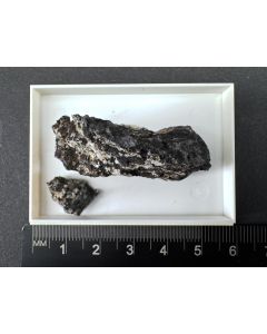H&auml;matolit xx, Pyrochroit; Mossgruvan, Nordmark, Schweden; KS; Einzelst&uuml;ck