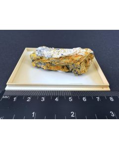 Guerinit xx; Getchell Mine, NV, USA; NS; Einzelst&uuml;ck