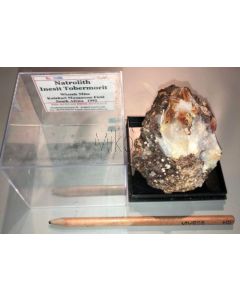 Inesit xx; N' Chwaning Mine, Kalahari Manganese Field, Kuruman, RSA; HS