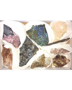 Tsumeb Mineralien aus alter Sammlung, 1 Steige mit 8 Stück