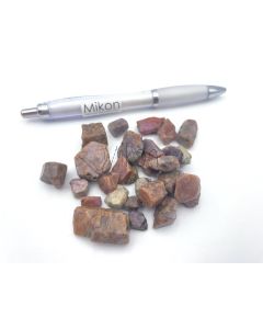 Rubin + Safir (Saphir), Korund Kristalle und Stücke; Tanzania; 1 kg