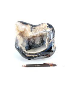 Chalcedon schwarz, weiß, drusig, komplett poliert; Indonesien; Einzelstück 3,3 kg