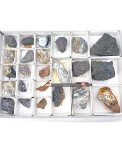 Seltene Systematik Mineralien; Manfred Schaeffer Sammlung; 1 Steige, Unikat (7)