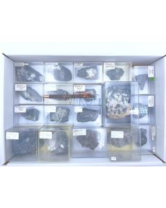 Mineralien gemischt; Ariskop Quarry, Namibia; Gerd Tremmel Sammlung; 1 Steige, Unikat 