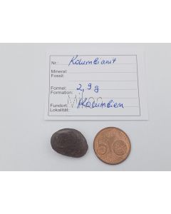 Kolumbianit (Tektit); Kolumbien, Stück 2,1 cm; 1 Stück mit 2,9 g