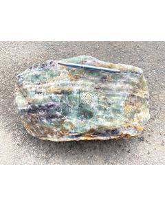 Fluorit; Regenbogenfluorit, bunt, Schleifware, Uis, Namibia; 29,3 kg; Einzelstück