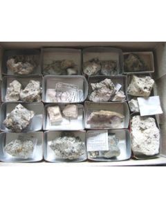 Gemischte Mineralien aus Chibiny, Kola, Russland, 1 Steige