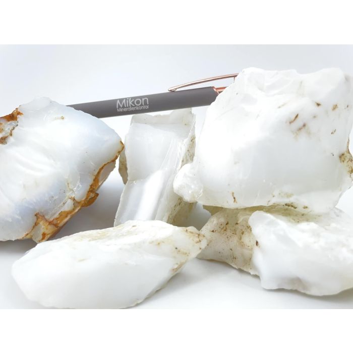 Cacholong, opal; white, gemmy, Java, Indonesia; kg Mikon