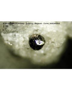 Kimzeyit xx; Kimzey Calcit Quarry, Magnet Cove, AR, USA; MM