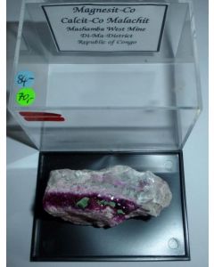 Magnesit - (Co) xx; Mashamba West Mine, Shaba, Dem. Rep. Kongo; NS