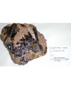 Euxenit - (Y) (xx); Birkeland Quarry, Iveland, Norwegen; GS