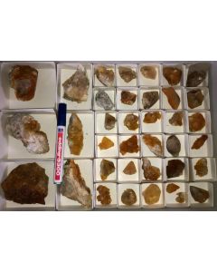 Calcit Kristalle auf Matrix, orange, La Sambre, Landelies, Charleroi, Belgien, 1 Steige (kleinere Stufen)