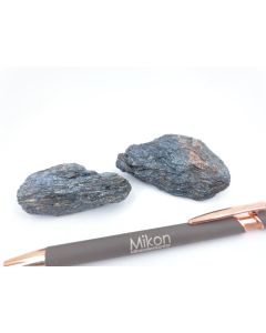 Attakolit (xx), Berlinit (xx); Vastana, Iron Mine, Schweden; KS