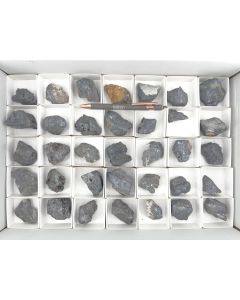 Silbermineralien, Pyrargyrit xx, Dyskrasit, Argyrodit xx, Canfieldit xx; Colquechaca, Bolivien; 1 Steige, Unikat