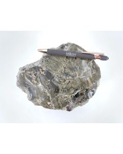 Fossil (petrified) wood with green opal; polished on one side; Garut, Java, Indonesia; Single piece 6,32 kg