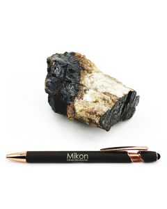 Aeschinit - (Y); Slobrekka Pegmatite, Frikstad, Iveland, Norwegen; GS