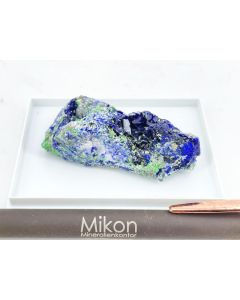 Azurit xx, Arsentsumebit xx; Tsumeb Mine, Otavi Bergland, Namibia; NS