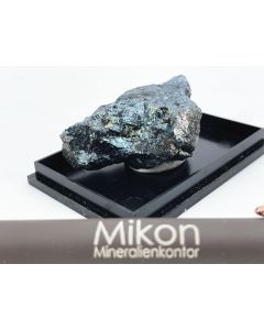 Bornit; Tsumeb Mine, Otavi Bergland, Namibia; KS