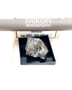 Beudantit xx; Tsumeb Mine, Otavi Bergland, Namibia; MM