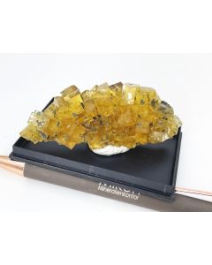 Fluorit xls; El Hammam, Meknes, Morocco; Scab