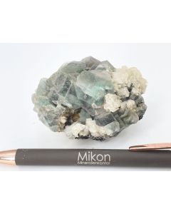 Fluorit xx, Beryll (Goshenit) xx; Hohenstein, Erongo Mtns., Usakos, Namibia; NS