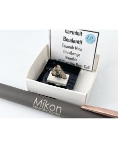 Karminit xx; Tsumeb, Otavi, Namibia; MM