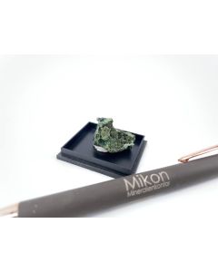 Olivenit xx; Tsumeb Mine, Otavi Bergland, Namibia; KS