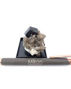 Schörl xx; Erongo Mtns., Usakos, Namibia; KS