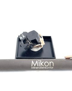 Schörl xx; Turmalin; Erongo Mtns., Usakos, Namibia; KS