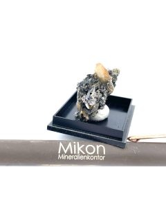 Wulfenit xx; Tsumeb Mine, Otavi Bergland, Namibia; KS