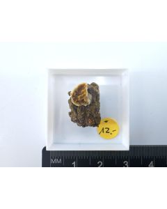 Roedderit xx; Emmelberg, Üdersdorf, Eifel, Deutschland; MM (382)