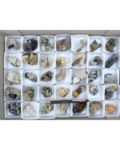 Aegirine xls, Feldspar xls, Zircon (UV) xls, Smoky Quartz xls; partly UV-active; Mt. Malosa, Zomba, Malawi; 1 unique flat (414)